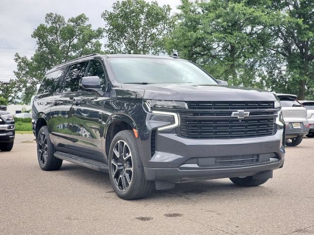 2023 Chevrolet Suburban RST