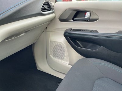 2021 Chrysler Pacifica Touring