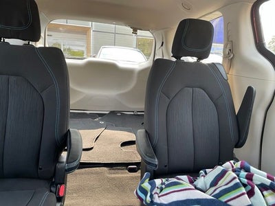 2021 Chrysler Pacifica Touring