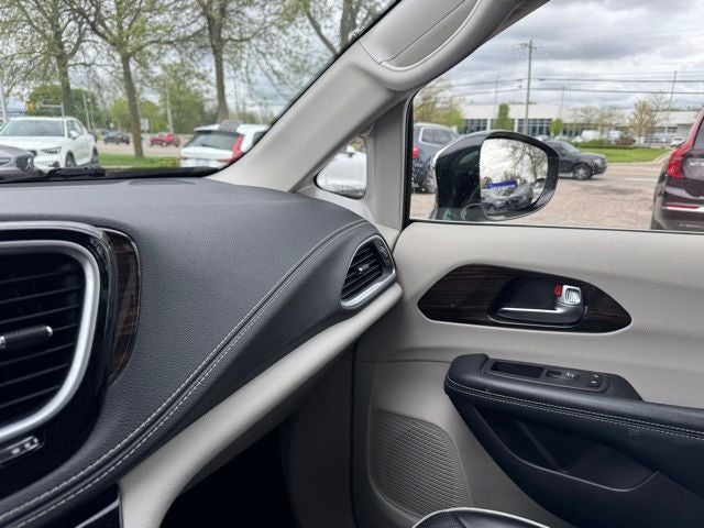 2021 Chrysler Pacifica Limited