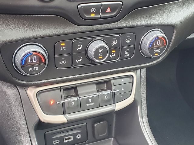 2022 GMC Terrain Denali