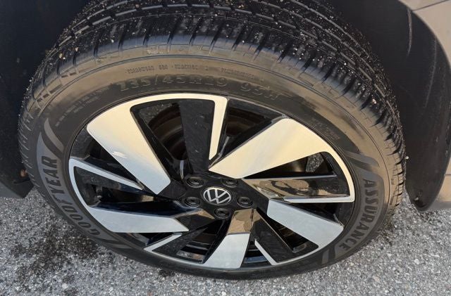 2024 Volkswagen Taos 1.5T SEL