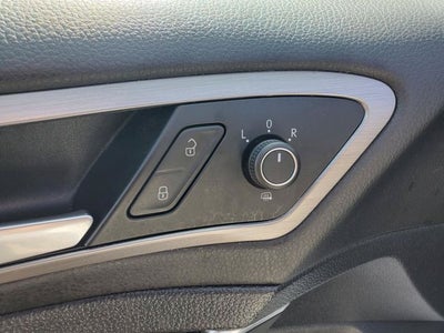 2015 Volkswagen Golf TSI S 2-Door
