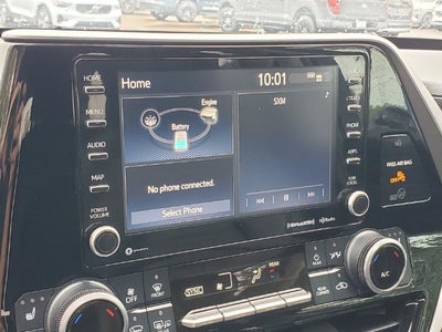 2022 Toyota Highlander Hybrid XLE