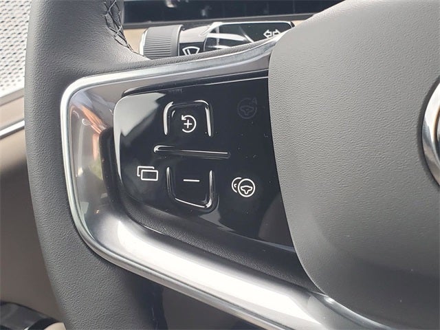 2025 Volvo EX90 Ultra Performance 6-Seater