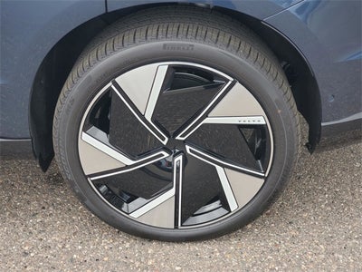 2025 Volvo EX90 Ultra Performance 6-Seater