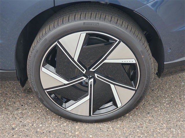 2025 Volvo EX90 Ultra Performance 6-Seater