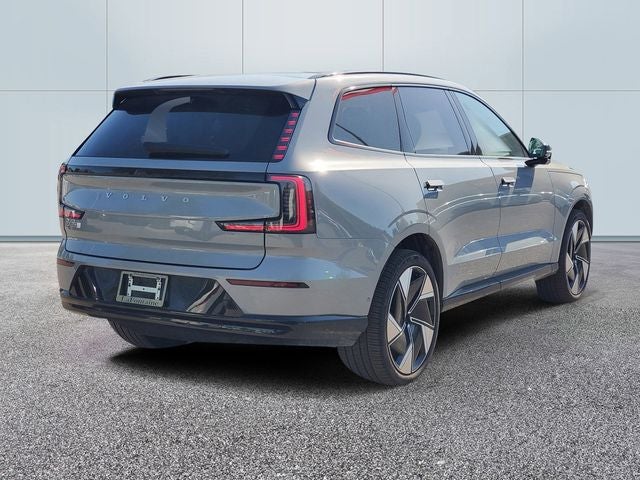 2025 Volvo EX90 Twin Motor Performance Plus 7-Seater
