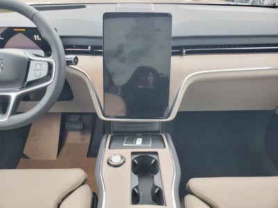 2025 Volvo EX90 Twin Motor Performance Plus 7-Seater