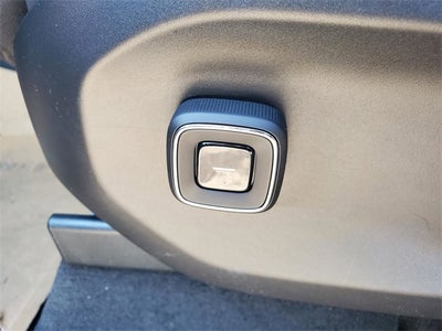 2025 Volvo EX90 Ultra Performance 7-Seater