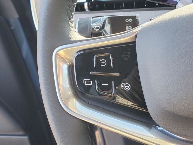 2025 Volvo EX90 Ultra Performance 7-Seater