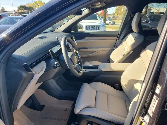 2025 Volvo EX90 Twin Motor Plus 7-Seater