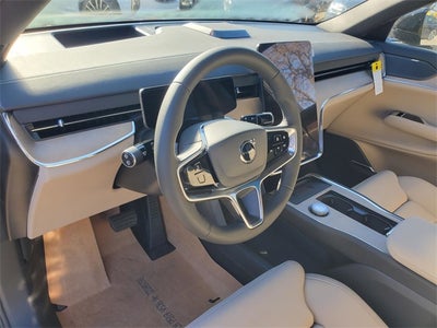 2025 Volvo EX90 Twin Motor Plus 7-Seater