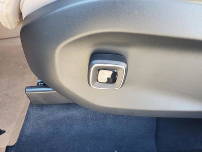 2025 Volvo EX90 Twin Motor Ultra 7-Seater