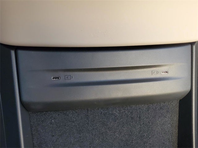 2025 Volvo EX90 Twin Motor Ultra 7-Seater