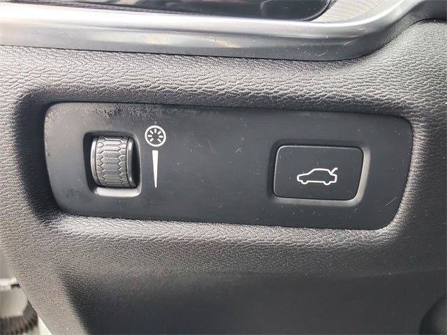 2021 Volvo S60 T5 R-Design