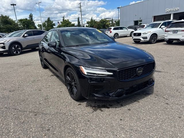2024 Volvo S60 Recharge Plug-In Hybrid T8 Plus Black Edition