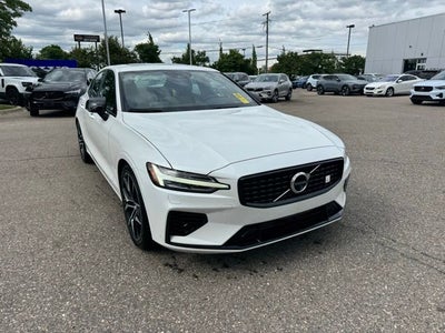 2022 Volvo S60 Recharge Plug-In Hybrid T8 Polestar