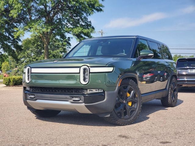 2023 Rivian R1S Adventure