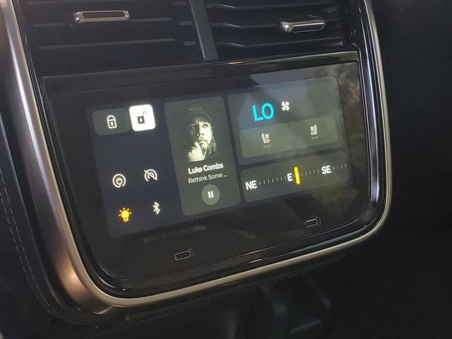 2023 Rivian R1S Adventure
