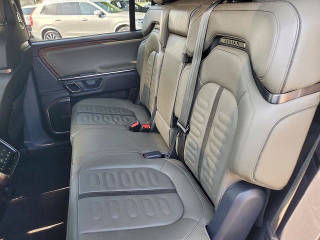 2023 Rivian R1S Adventure