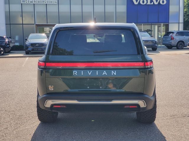 2023 Rivian R1S Adventure