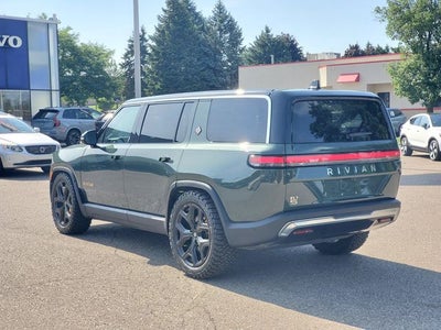 2023 Rivian R1S Adventure