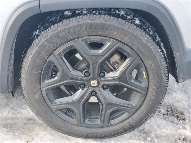 2024 Rivian R1S Adventure Dual Motor Standard Pack