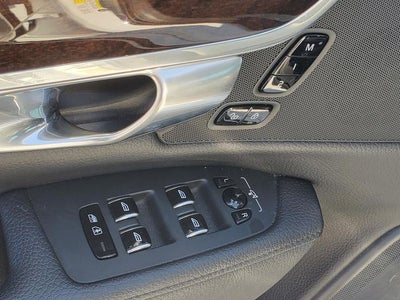 2018 Volvo S90 T6 Momentum