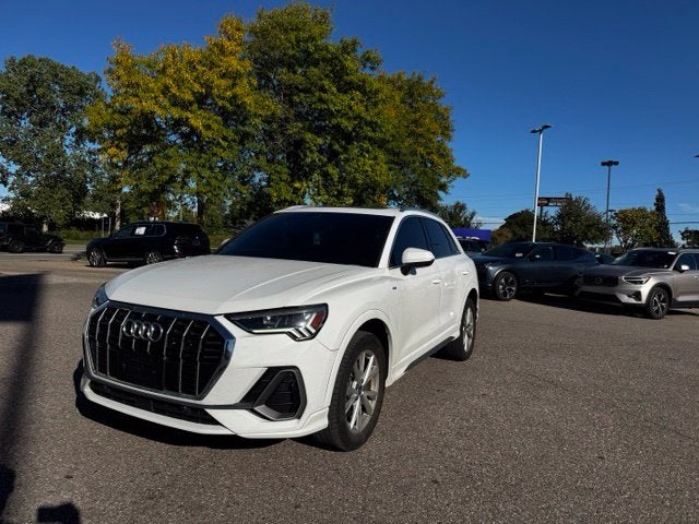 2023 Audi Q3 Premium S Line quattro