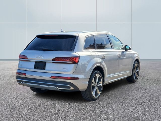2022 Audi Q7 55 Premium Plus quattro