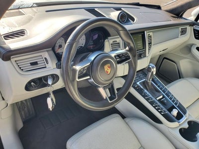 2015 Porsche Macan S