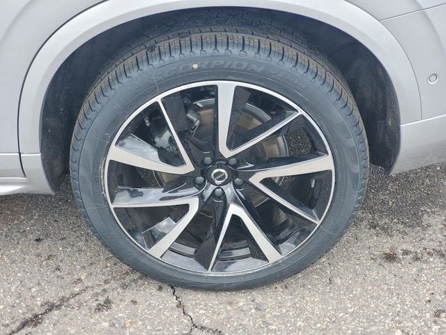 2023 Volvo XC90 B6 Plus 6-Seater