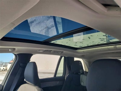 2026 Volvo XC90 B6 Plus 6-Seater