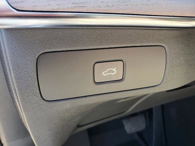 2026 Volvo XC90 B6 Plus 6-Seater