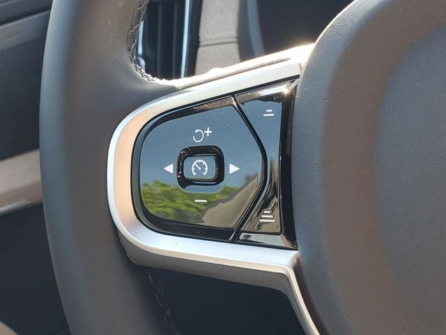 2026 Volvo XC90 B6 Plus 6-Seater