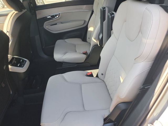 2027 Volvo XC90 Plus