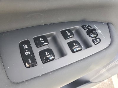 2026 Volvo XC90 B6 Plus 6-Seater