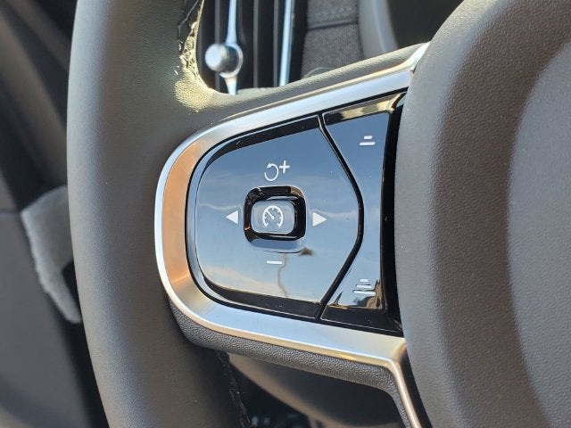 2027 Volvo XC90 B6 Plus 6-Seater