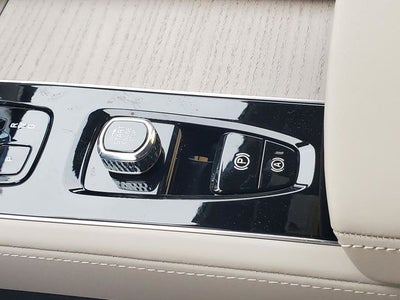 2026 Volvo XC90 B6 Plus 6-Seater