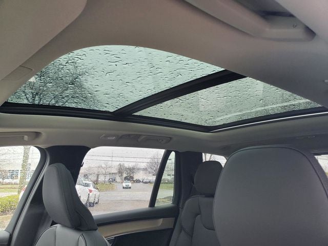 2026 Volvo XC90 B6 Plus 6-Seater