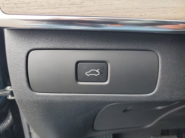 2026 Volvo XC90 B6 Plus 6-Seater