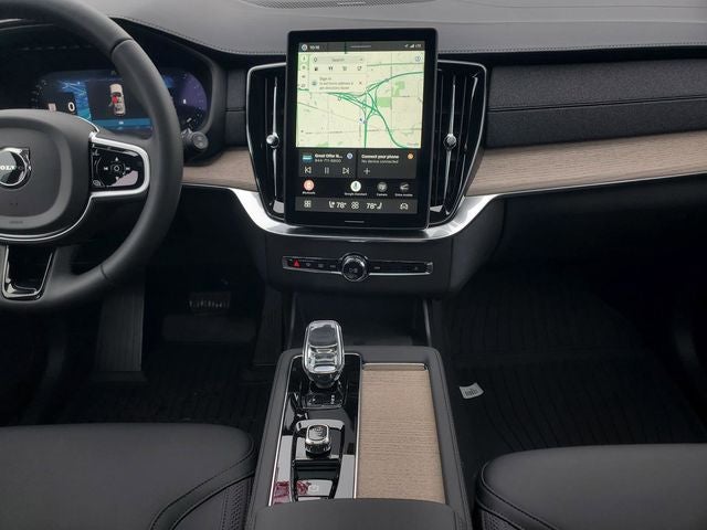 2026 Volvo XC90 B6 Plus 6-Seater