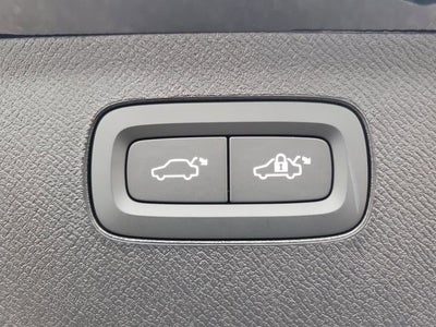 2026 Volvo XC90 B6 Plus 6-Seater