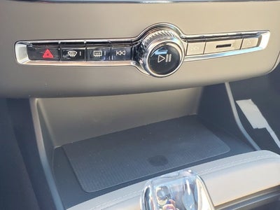 2027 Volvo XC90 B6 Ultra