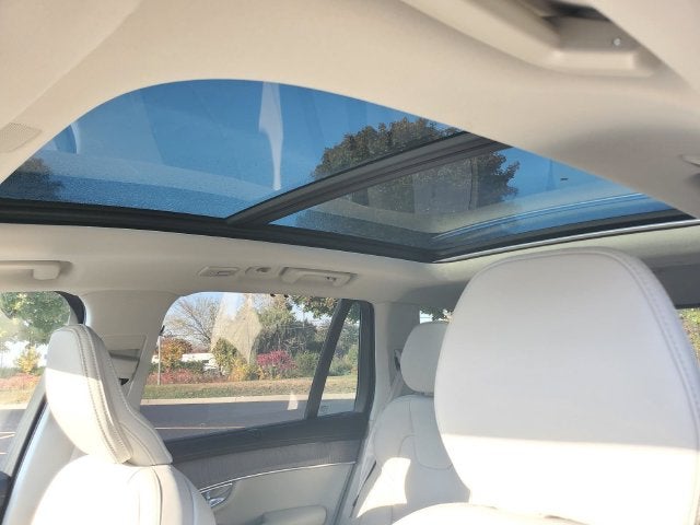 2027 Volvo XC90 B6 Ultra