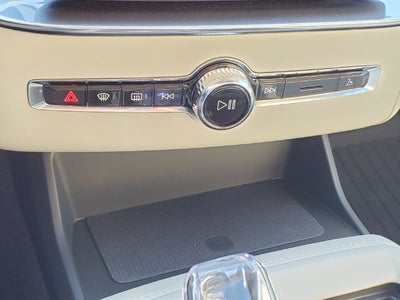 2027 Volvo XC90 B6 Ultra