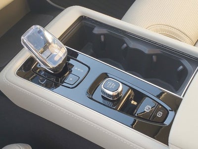2027 Volvo XC90 B6 Ultra