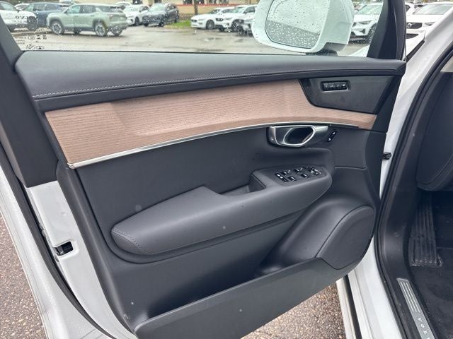 2025 Volvo XC90 B6 Plus 7-Seater 2025.5