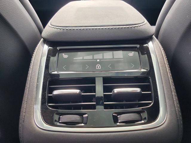 2025 Volvo XC90 B6 Plus 7-Seater 2025.5
